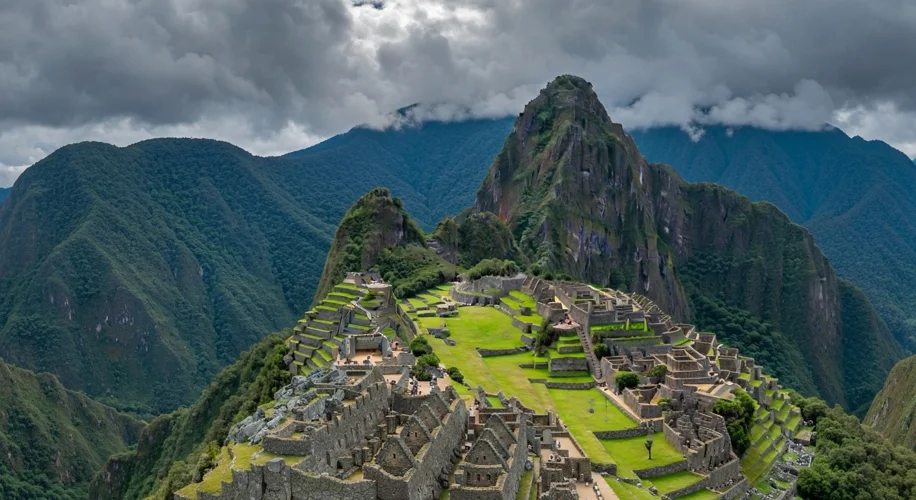 Machu Picchu: Unraveling the Mystery of the Inca's Lost City